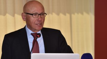 “Diplomasinin olmadığı yerde yok sayılmak kaçınılmazdır”