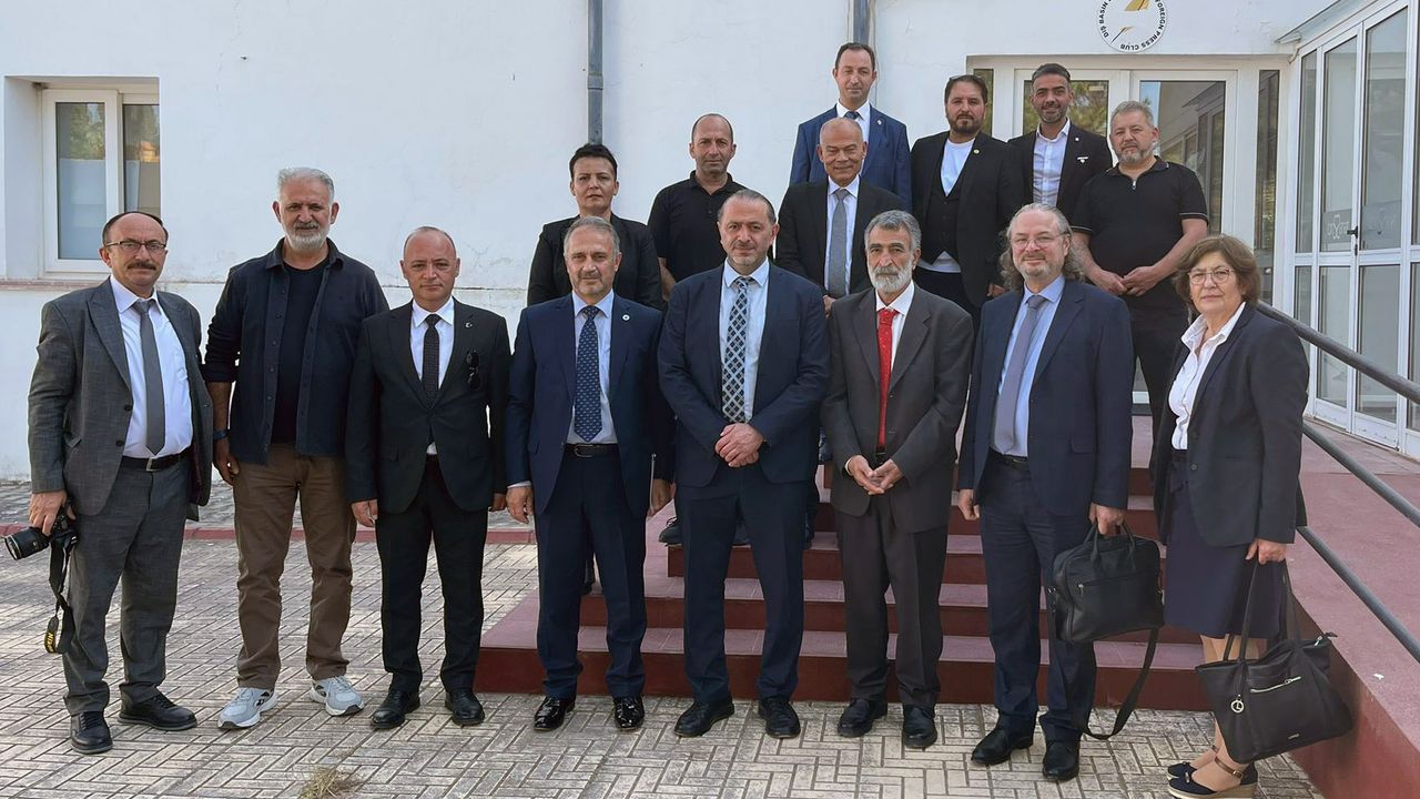 Hamburg Türk Basın Birliği, Dış Basın Birliği’ni ziyaret etti