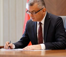 Erhürman, İlahiyat Koleji ile ilgili protokolü Anayasa Mahkemesi’ne gönderdi