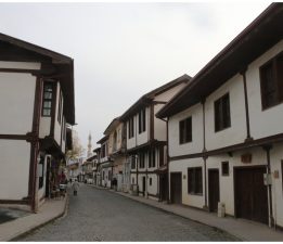 Tarihi Zile evleri, kültür turizmine hazırlanıyor
