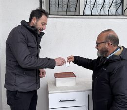 Ateşbaz-ı Veli Türbesi’nde asırlık tuz geleneği yaşatılıyor