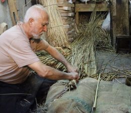 Kahramanmaraş’ta 6 asırlık çarşıda semerciliğin son nöbetçisi