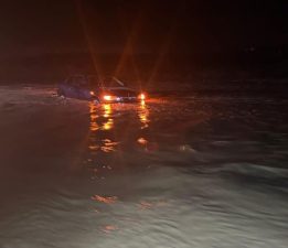 Lefkoşa hastane çemberi su altında kaldı, Serhatköy deresi taştı