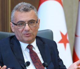 Erhürman: “Cumhuriyet Güvenlik Kurulu’nun gündemi tehdit alan insanlar ve işletmeler”