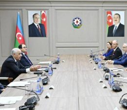 Azerbaycan, desteğini bir kez daha gösterdi