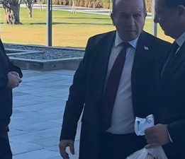 Ataoğlu, pilavunasını da alıp geldi