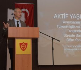 Sosyal Hizmetler Dairesi personeline “Aktif Yaşlanma” eğitim verildi