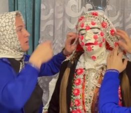 Bulgaristan’da binlerce yıllık ‘Gelina’ geleneği Ribnovo’da yaşatılıyor
