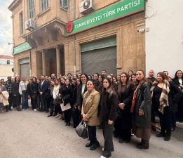 Geçici öğretmenlerden siyasi partilere ziyaret