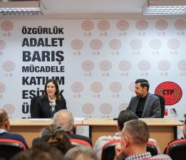 Kıbrıs Türk Hemşire ve Ebeler Birliği CTP’yi ziyaret etti