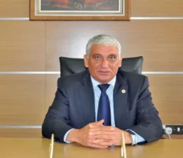 Mahmut Özçınar, Dr. Fazıl Küçük’ün 42. ölüm yıldönümü dolayısıyla mesaj yayımladı