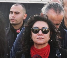 “Susmayacağız, itaat etmeyeceğiz”