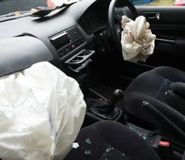 Riskli Takata marka hava yastığını değiştirmeyen sürücülerin seyrüseferi yasaklanacak