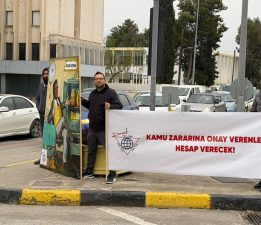 Tel-Sen, Başbakanlık ışıklarında pankart açarak bildiri dağıttı