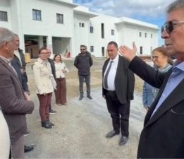 Hastane neden bitmedi, sövmeleri ben duyarım