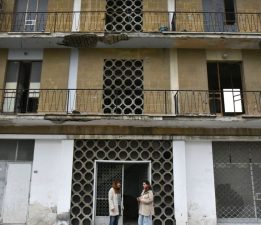 Tarihe tanıklık eden bina: Boyacı Apartmanı