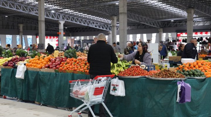 İskele Belediyesi Kapalı Pazar Yeri ve Terminal Alanı törenle açıldı