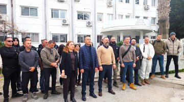 Maaşlar yatırıldı, grev askıya alındı