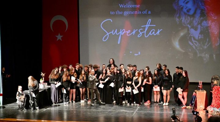 Englishouse’tan eşi benzeri görülmemiş muhteşem tören