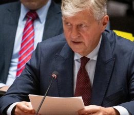 Lacroix yarın Kıbrıs’a geliyor