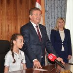 Başbakan Üstel, “Ülkemizin geleceğini şekillendirecek çocuklarımızı burada ağırlamaktan büyük mutluluk duyuyoruz”