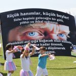 İskele'de 23 Nisan coşkusu... Cumhuriyet Stadyumu'nda gösteriler sunuldu