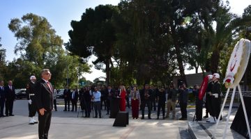 23 Nisan Ulusal Egemenlik ve Çocuk Bayramı törenlerle kutlanıyor… Lefkoşa Atatürk Anıtı’nda tören düzenlendi