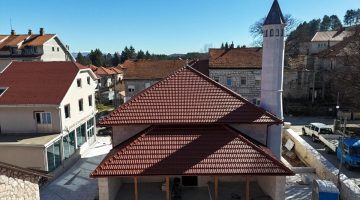 Bosna savaşında yıkılan Dugalica Camisi, Türkiye’nin desteğiyle yeniden açıldı
