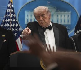 ABD Başkanı Donald Trump: “Ben tecavüzcü değilim, kimseye tecavüz etmedim, ben bir pedofili değilim”