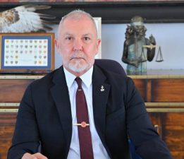 Akpınar: “Bir ülkenin en büyük gücü, iyi yetişmiş, özgür düşünen ve değerlerine bağlı çocuklarıdır”