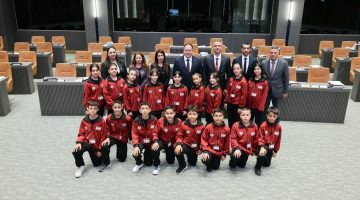 Öztürkler KKTC’yi temsil edecek Alayköy İlkokulu halk dansları ekibini kabul etti