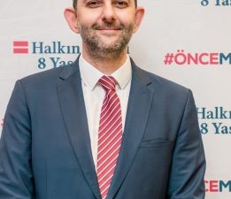 HP Sözcüsü Moral, banka üzerinden maaş ödemesi ile ilgili görüşlerini paylaştı