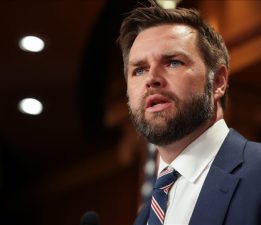 Axios: “JD Vance, İran görüşmeleri için bugün İslamabad’a gidecek”