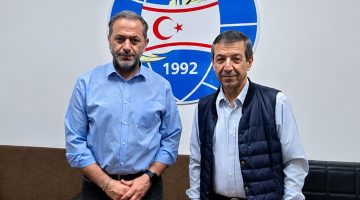 Bakan Ertuğruloğlu, Dış Basın Birliği’ni ziyaret etti