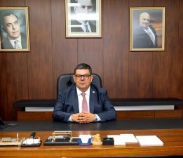 Berova: “23 Nisan,egemenliğin kayıtsız şartsız millete ait olduğunun tüm dünyaya ilan edildiği tarihî bir dönüm noktasıdır”