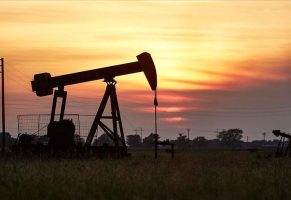 Brent petrolün varili 103,60 dolardan işlem görüyor