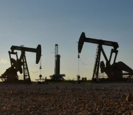 Brent petrolün varili 114 dolara yükseldi