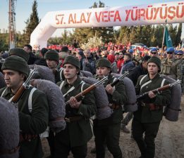 Çanakkale’de destanlaşan 57. Alay’ın kahramanları, muharebelerin 111. yılında Conkbayırı’nda anıldı