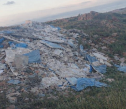 Lefke Çevre ve Ekoloji Derneği, Cengizköy’de moloz dökülen alanla ilgili yetkilileri göreve çağırdı