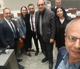 Meclis ara verdi, grevler ertelendi