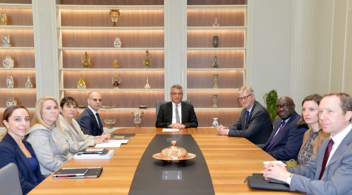 Cumhurbaşkanı Erhürman Lacroix’i kabul etti