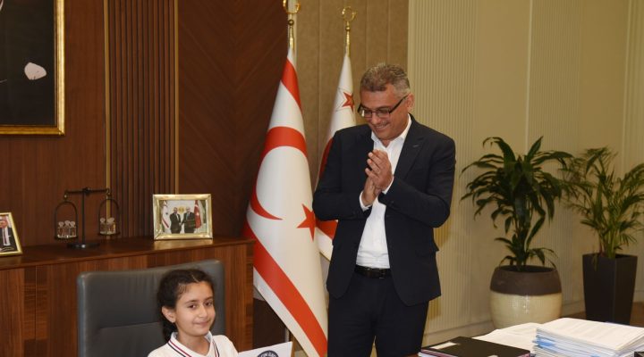 Cumhurbaşkanlığı koltuğuna oturan Masal Şevki: “Güven için devlet harcamalarının izlenebildiği sistem kurardım”