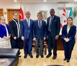 Dışişleri Bakanı Ertuğruloğlu, IPHRC Başkanı Dr. Guida’yı kabul etti