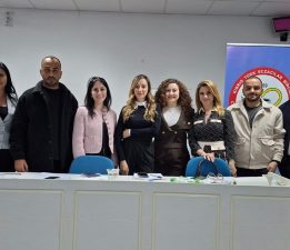 Eczacılar Birliği’nde başkan Umut Öksüz