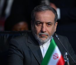 Erakçi: “ABD’nin tehditleri diplomatik sürecin ilerlemesini sekteye uğratıyor”