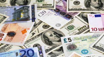 Euro 53,05, sterlin 60,95, dolar 45,10 liradan işlem görüyor