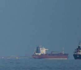 Financial Times: İran bağlantılı tankerler, ABD ablukasını aştı