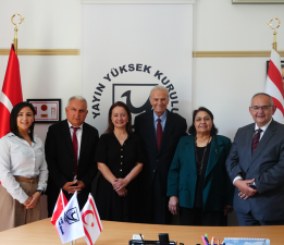 GAÜ İletişim Fakültesi YYK ile Haydarpaşa Ticaret Lisesi’ni ziyaret etti