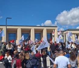 Meclisin hayat pahalılığı tasarısıyla ilgili toplanması bekleniyor
