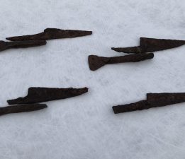 Hadrianopolis Antik Kenti’nde 1500 yıllık bıçaklar gün yüzüne çıkarıldı